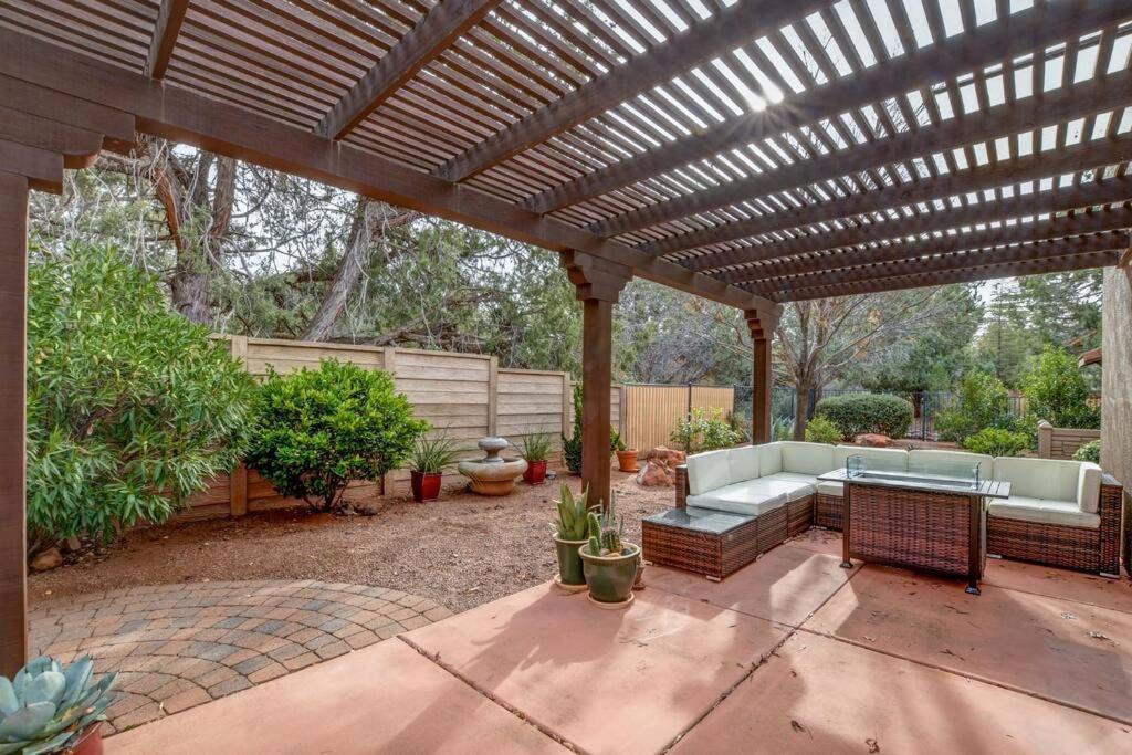 Villa Sedona Retreat W/ Tesla Mobile Charger Exterior foto